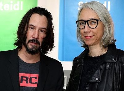 キアヌ・リーブスの恋人♡アレクサンドラ・グラントってどんな人？ アイキャッチ画像