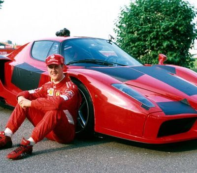 F1レーサー【ミハエル・シューマッハ】スキー事故後の現在の容態は？ アイキャッチ画像