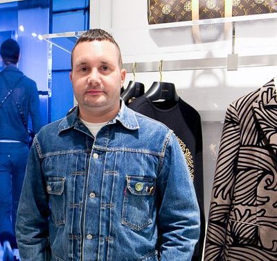 デザイナー「キムジョーンズ」とは？コラボアイテムの火付け役！ アイキャッチ画像