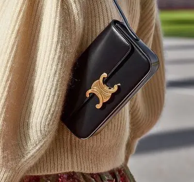 セリーヌ(CELINE)が似合う年齢層は？年代別おすすめバッグをご紹介！ アイキャッチ画像