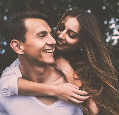 牡牛座男性の基本的な性格と恋愛傾向は？ 夢中にさせるアプローチ方法を解説！ アイキャッチ画像