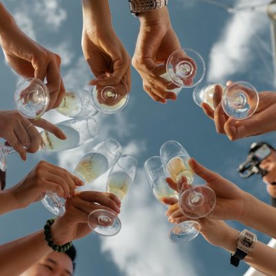 コンパの意味とは？飲み会や合コンとの違いはある？ アイキャッチ画像