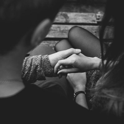 10代カップルの付き合い方♡会う頻度やデート内容など詳しく解説！ アイキャッチ画像