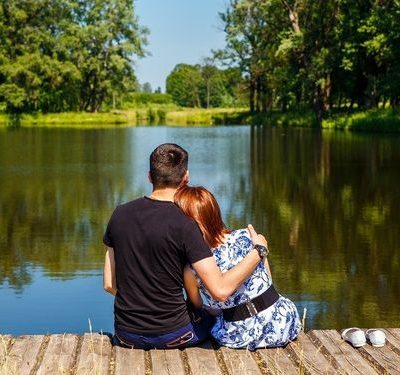 脈ありなのに誘ってこない男は何を考えてる？心理を解説！ アイキャッチ画像