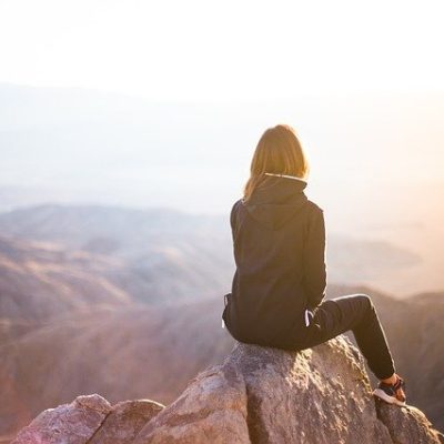 何もしたくない時のスピリチュアルな意味を紹介！やる気が起きない時の対処法は？ アイキャッチ画像