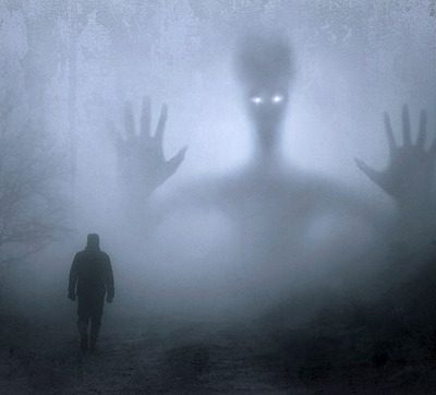 【夢占い】幽霊の夢はトラブルを暗示？夢に隠された意味を解説！ アイキャッチ画像