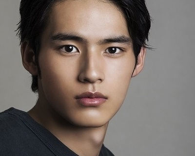 岡田建史が本名の「水上恒司」へ改名！改名理由は事務所トラブル？ アイキャッチ画像