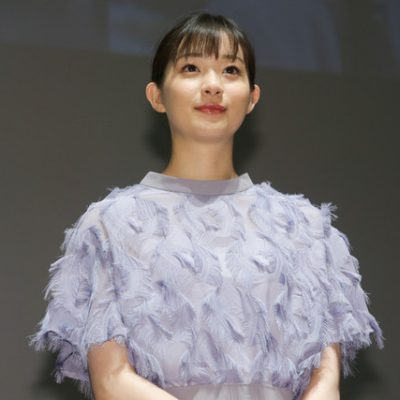 足立梨花の旦那はHANDSIGNのTATSU？馴れ初めなど徹底調査！ アイキャッチ画像